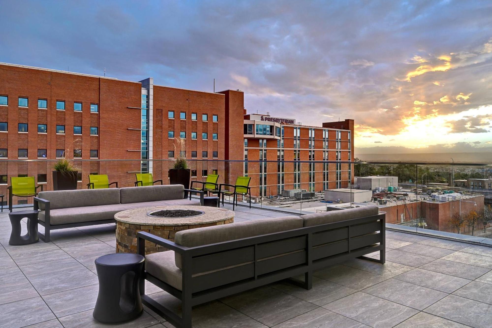 Springhill Suites By Marriott Albuquerque University Area Экстерьер фото